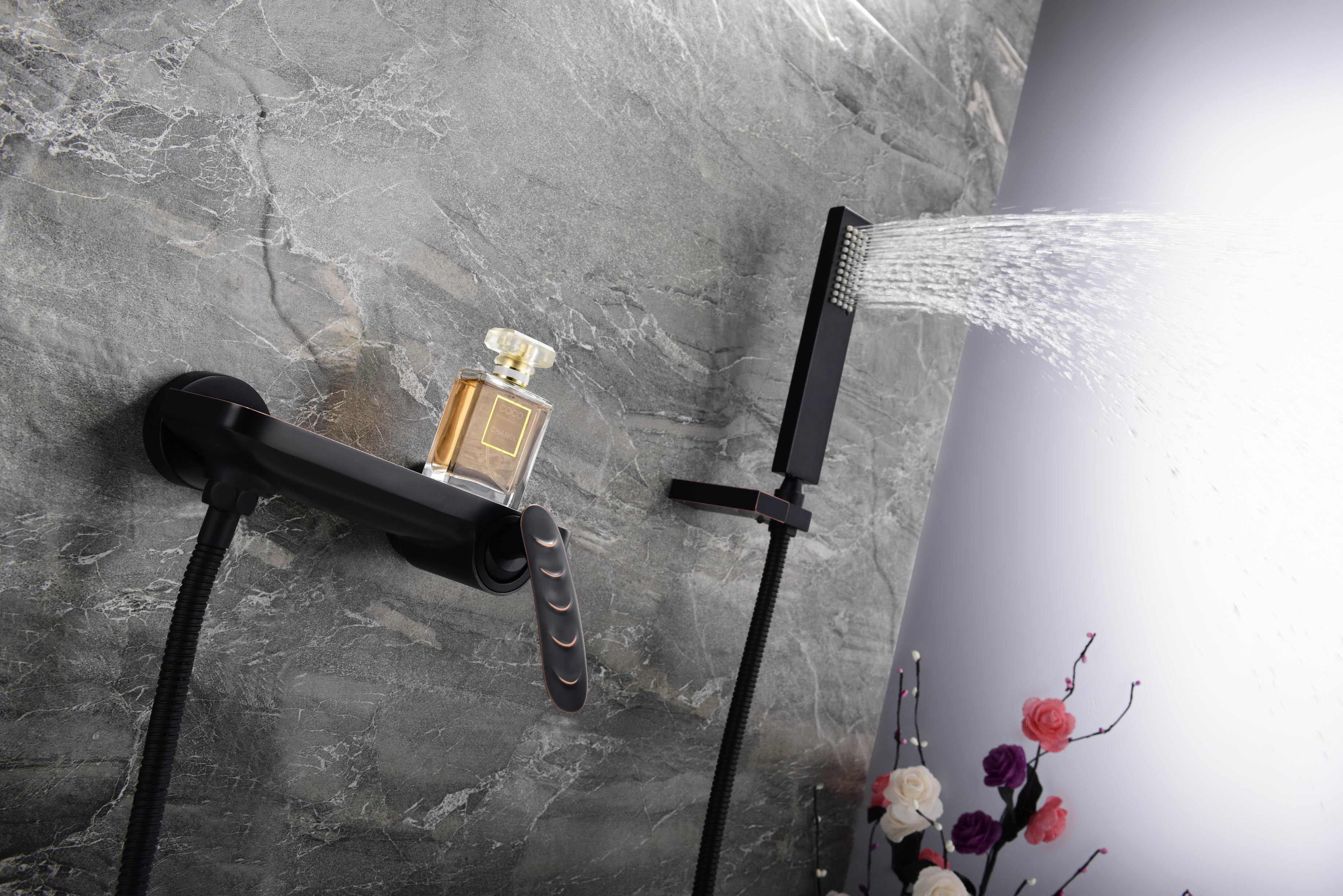 Exploring the Elegance of Bathtub Faucets