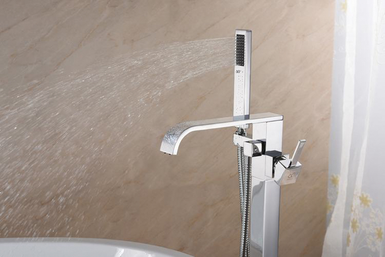 Watermake hotel hot&cold freestanding bathtub faucet free floor standing outdoor shower column with hand show