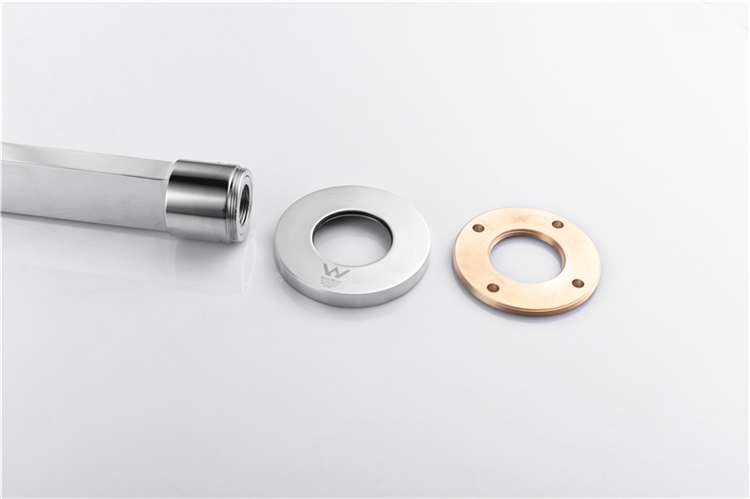 Simple Design Brass Chrome Single Hole Freestanding Faucet