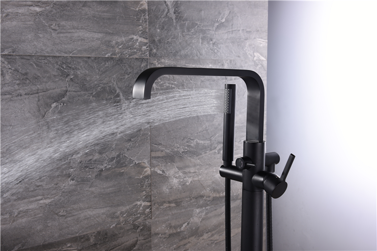 Global Brass Freestanding Bath Shower Mixer Faucet Supplier DF-02036