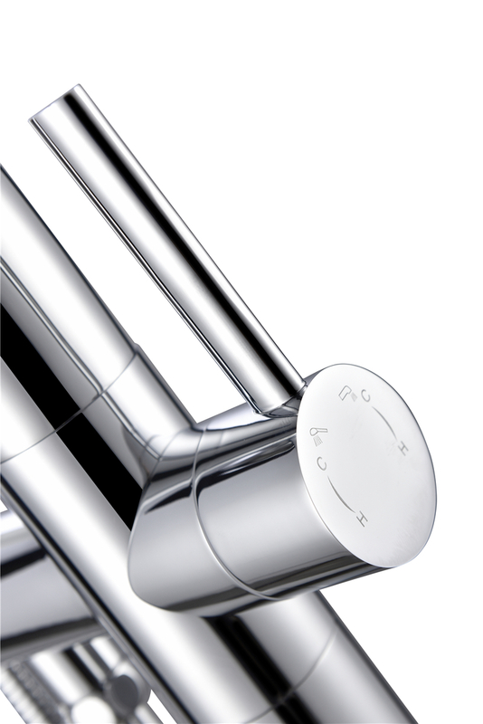 Simple Design Zinc Alloy Bathroom Faucet Classical White and Matt Black Bathtub Tap