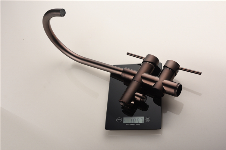 Hot Selling Traditional Style Floor-Mount Bathtub Faucet Thermostatic Bathroom Faucet