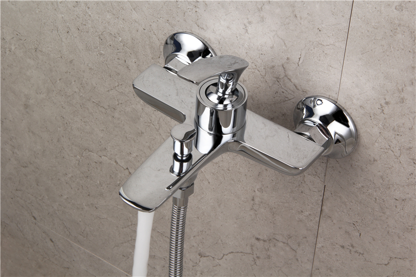 Commercial Wall Mounted Single Handle Shower Mixer Taps With Handheld Shower