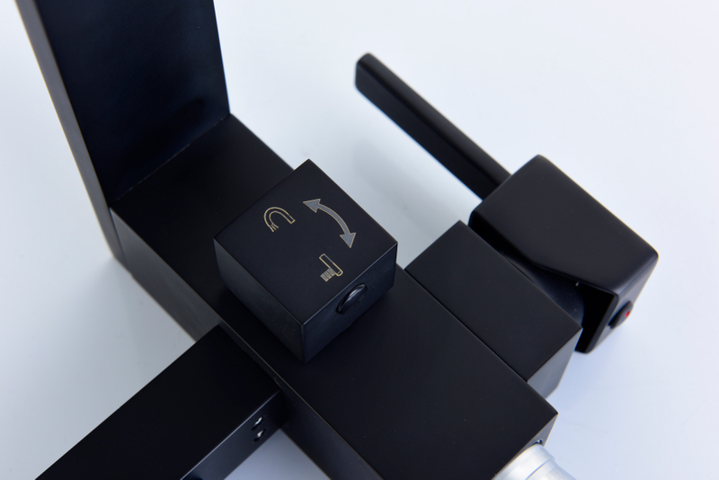 Matte Black Freestanding Bathtub Faucet Thermostatic Bathroom Faucet