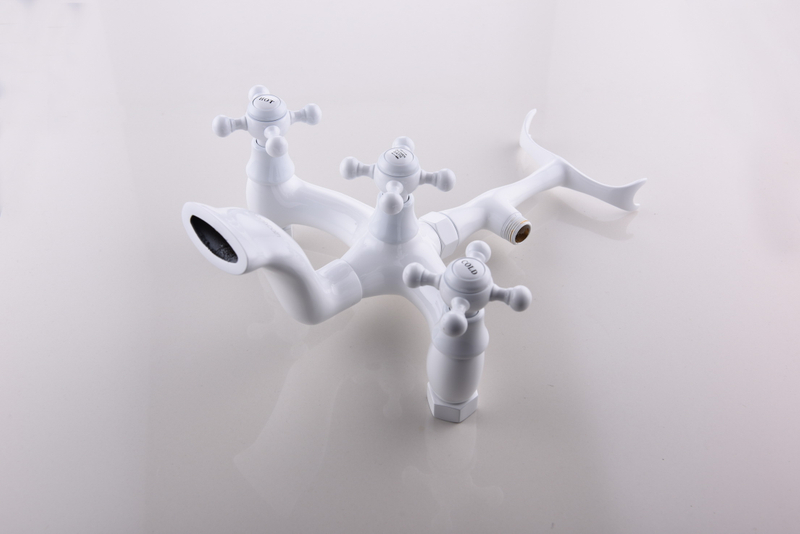 Unique Design Deck-Mount Bathtub Faucet Thermostatic Bathroom Faucet