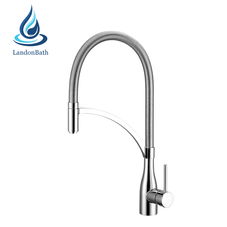Advantages of a Pull Out Kitchen Faucet