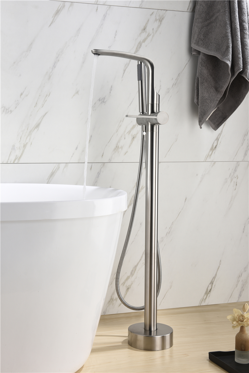 Bathroom Series Brass Freestanding Tub Filler Faucet DF-02034-3