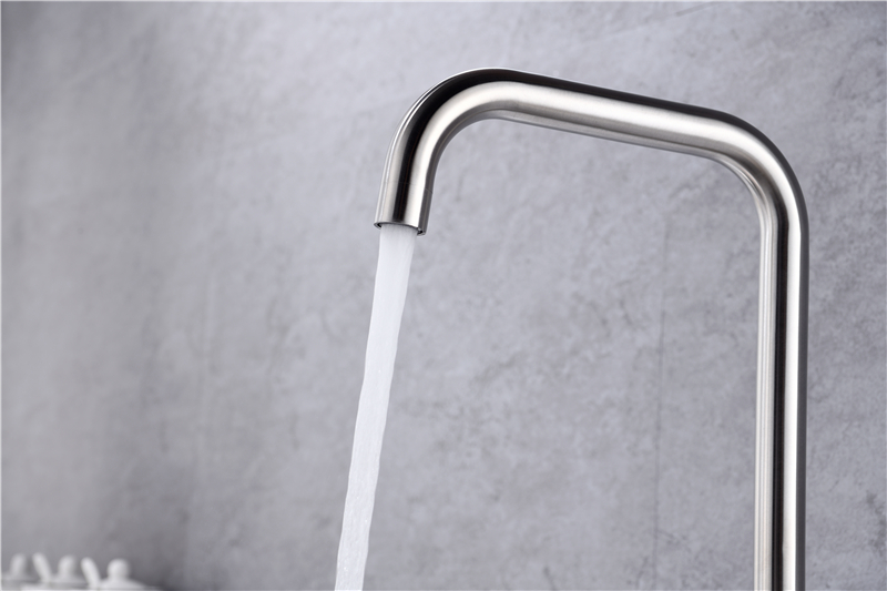 Deck Mounted Ware Sanitary Hot And Cold Single Handle Sink Stainless Steel Water Mixer Tap Kitchen Faucets