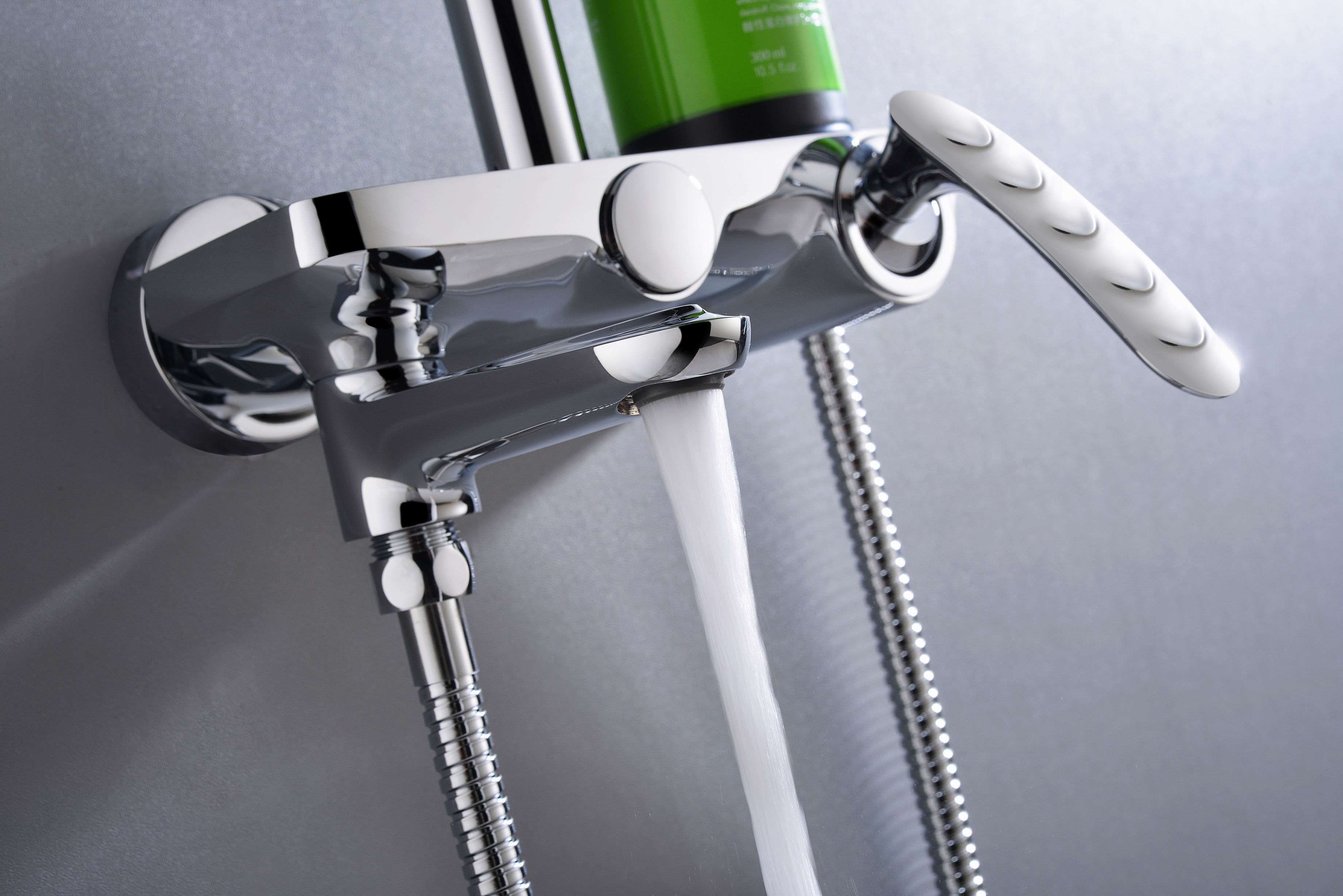 Rainshower Round Brass Bathroom Shower Sets Special Handle Self Closing Shower