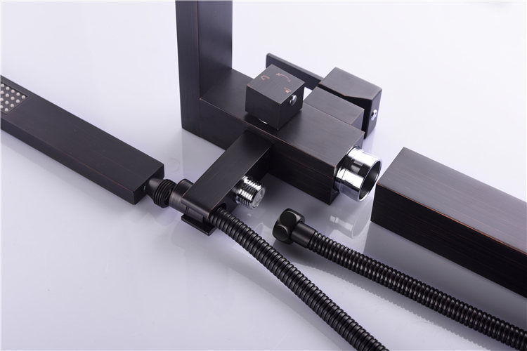 New Design Single Hole Golden and Black Color Bathtub Mixer