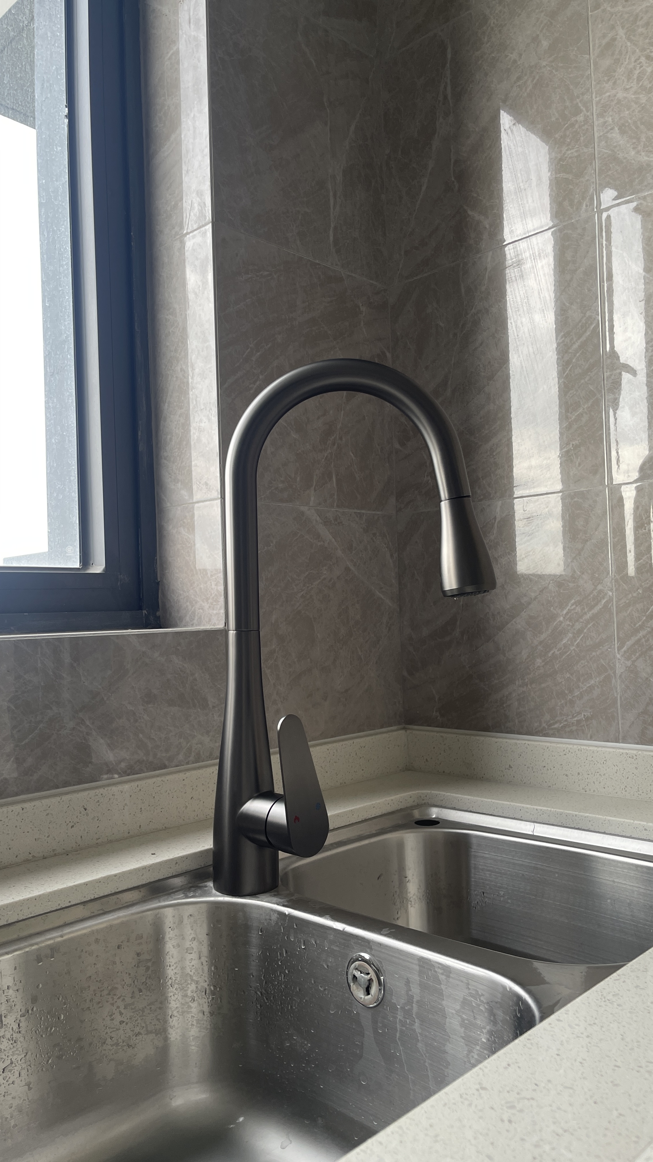 kitchen faucet