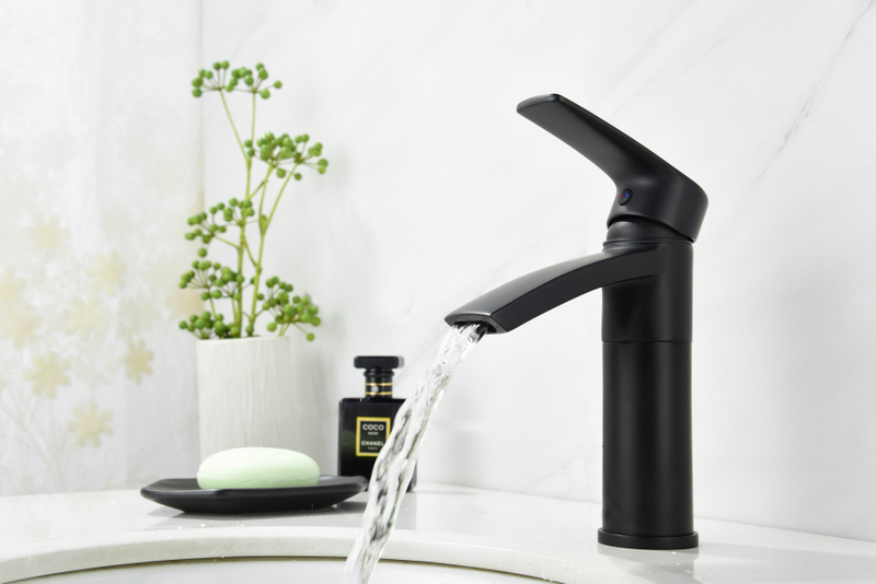 High Quality Lead-free Brass cUPC CE Certified Single Handle Basin Vanity Bathroom Water Tap