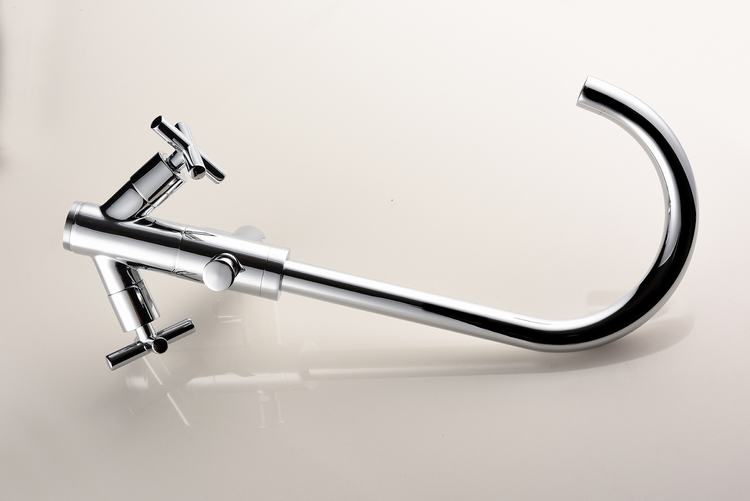 New Design Hot and Cold Water Exchange Thermostatic Bath Shower