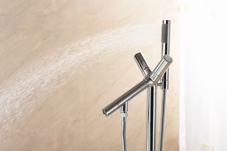 DF-02013 Unique Solid Brass Bathroom Sanitary Fittings Free Standing Faucet