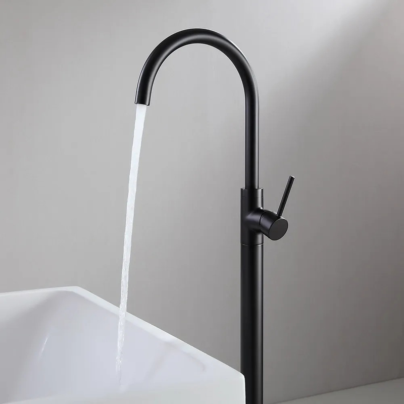 Bathroom Matte Black Round Free Standing Bathtub Faucet
