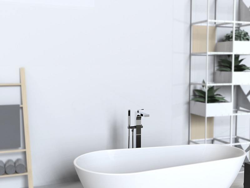Chrome Bathtub filler