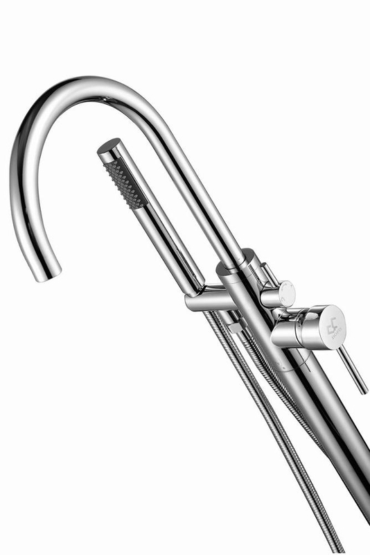 cUPC Watermark Brass Freestanding Bathtub Faucet With Diverter